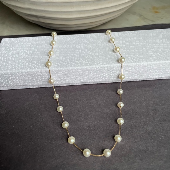 14K Yellow Gold Cultured Pearl Station Necklace
